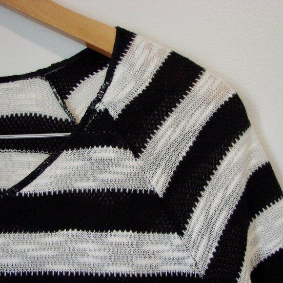 Black White Striped Knit Top Crewneck Boxy Lightweight MNG Mango Size Medium - Picture 5 of 11
